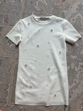 Embellished Ivory Short-Sleeve Shift Dress